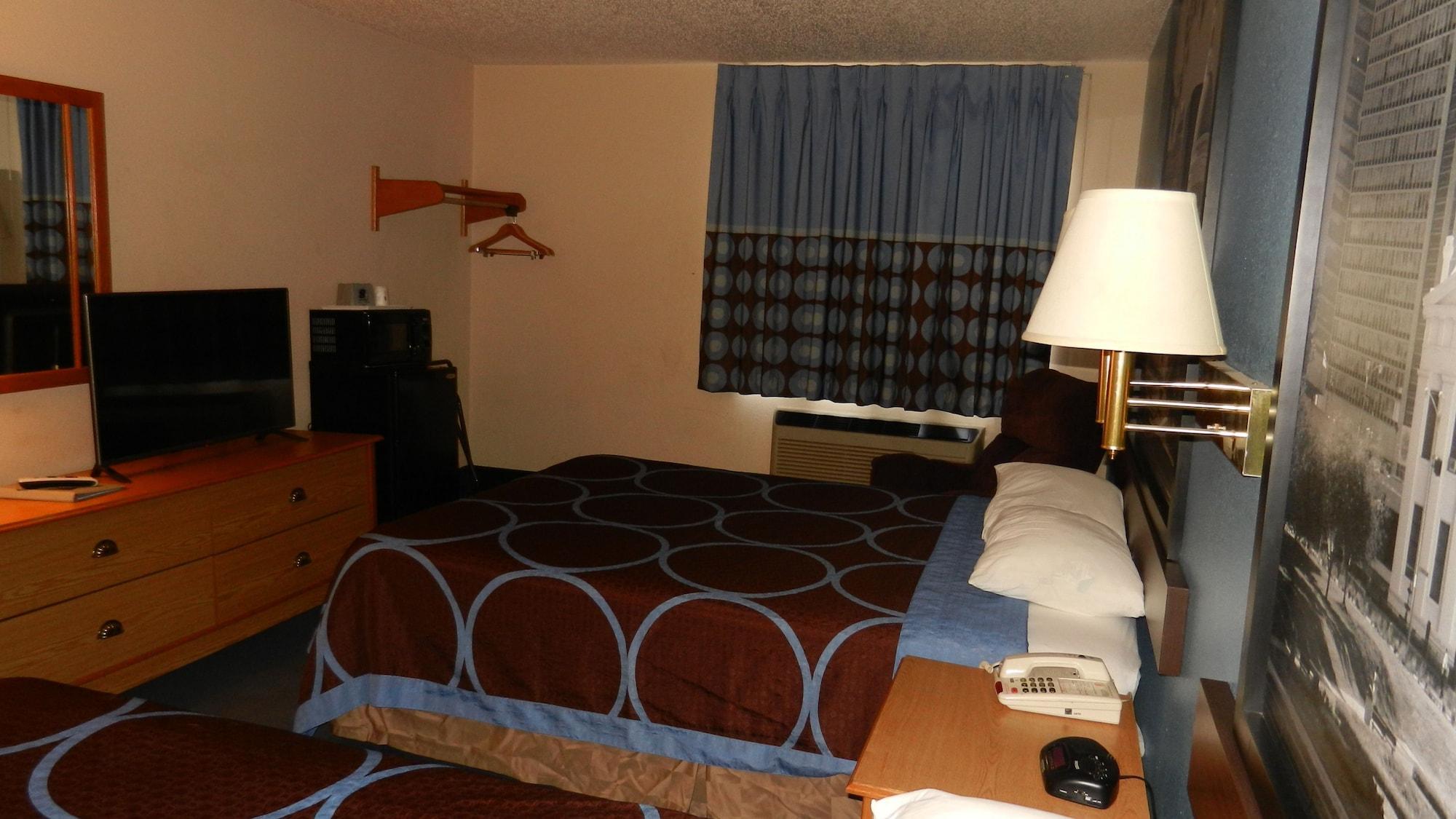 Hotel Super 8 By Wyndham Potosi Extérieur photo
