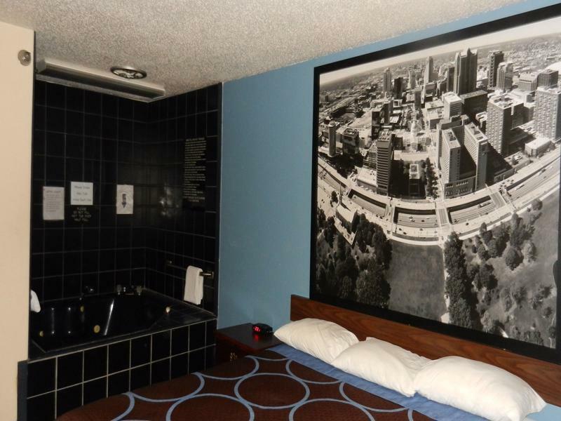 Hotel Super 8 By Wyndham Potosi Extérieur photo