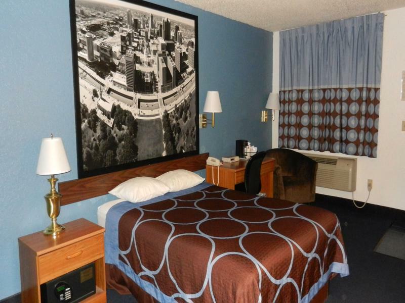 Hotel Super 8 By Wyndham Potosi Extérieur photo